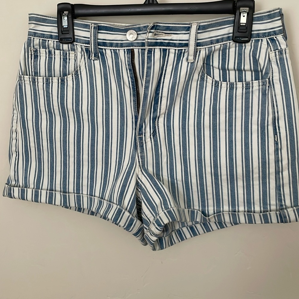 American Eagle Denim Short Sz 6 NWT Blue White Stripe